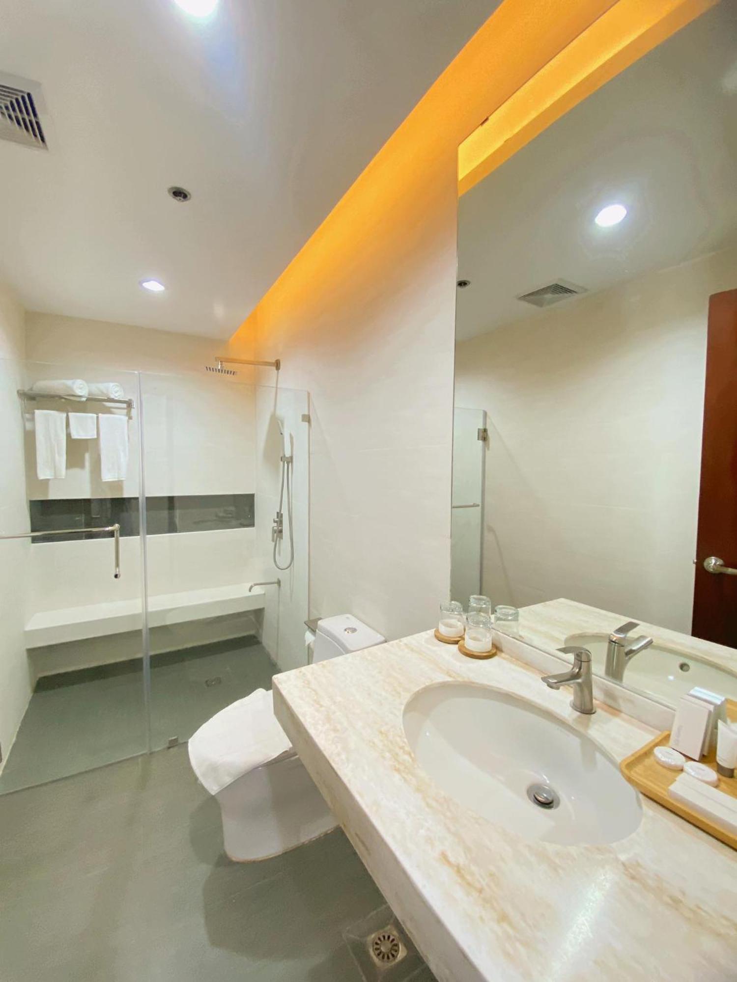 Jrp Vanyard Resort Hotel 卡利博 外观 照片